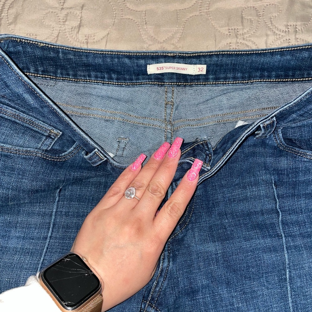 535 SuperSkinny Levi’s jeans